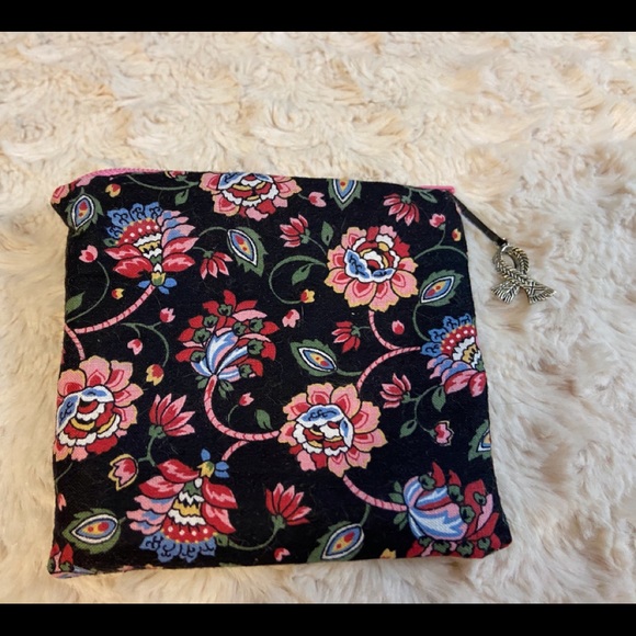 LOT 3 Tote/Zipper Wristlet & Coin Pouch (2/$20) - Picture 9 of 10